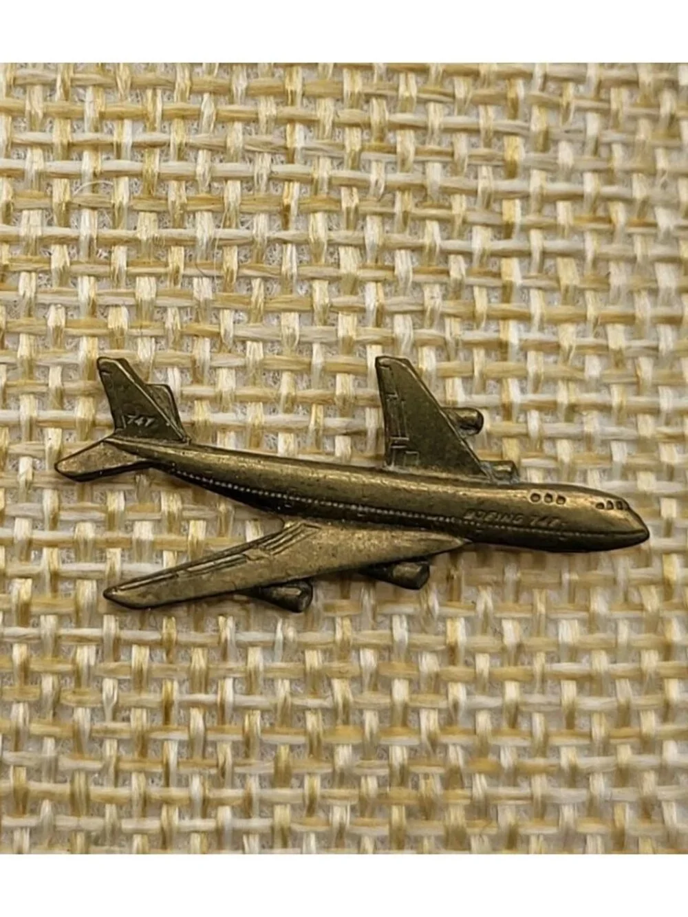 Vintage Boeing 747 Airplane Plane 3D Gold Tone Tie Tack Pin Pinback